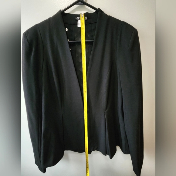 Black Women's Blazer Jacket Sheer Back Size Medium Button Closure Braid Detail - Picture 6 of 8